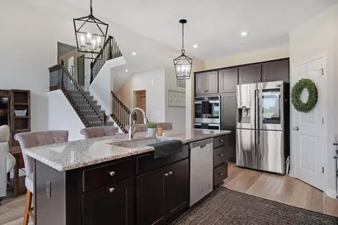 Kitchen - 184 Thrush Cir, Pickerington, OH 43147 photo 1 of 4