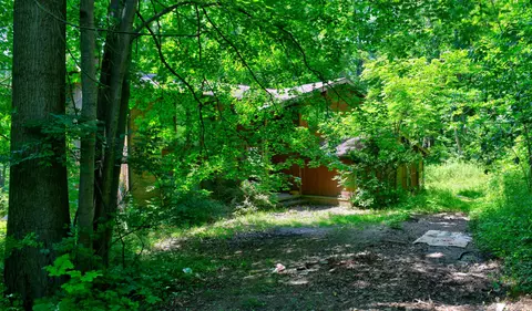 2124 Greenbriar Dr, Mansfield, OH 44907