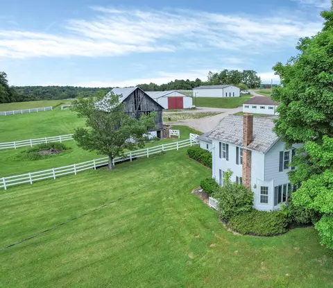 12538 Pleasant Valley Rd NE, Utica, OH 43080