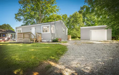 7 Taylor Rd, Mount Vernon, OH 43050