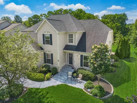 5758 Dorshire Dr, Galena, OH 43021