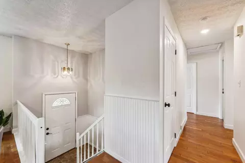 668 Thistle Ave, Columbus, OH 43230 photo 19