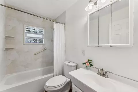 668 Thistle Ave, Columbus, OH 43230 photo 22