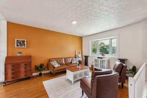 668 Thistle Ave, Columbus, OH 43230 photo 13