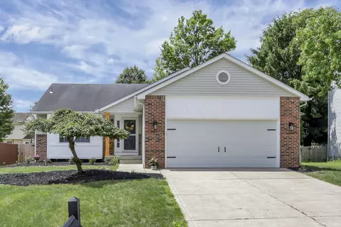 513 Warwick Ln, Pickerington, OH 43147