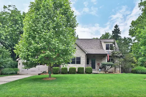 5803 Dover Ct, Worthington, OH 43085