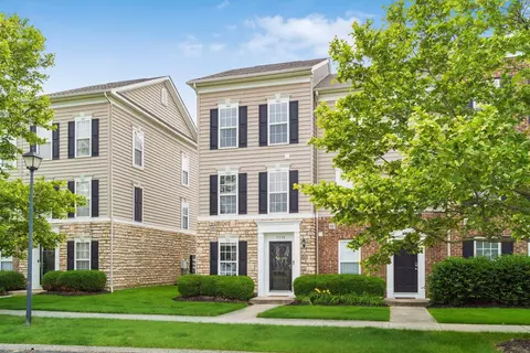 5338 Calypso Cascades Dr #64, Dublin, OH 43016
