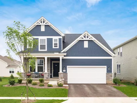 6227 Anguria Dr, Hilliard, OH 43026