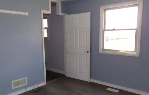 Bedroom - 529 E 2nd St, Logan, OH 43138 photo 2 of 2