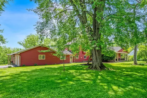 Exterior - 35 Hillside Dr, Delaware, OH 43015 photo 3 of 10