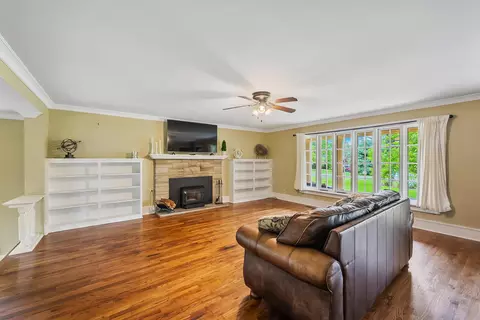Living - 35 Hillside Dr, Delaware, OH 43015 photo 1 of 11