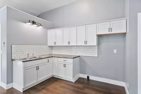 Kitchen - 35 Hillside Dr, Delaware, OH 43015 photo 7 of 7