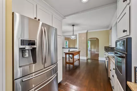 Kitchen - 35 Hillside Dr, Delaware, OH 43015 photo 6 of 7