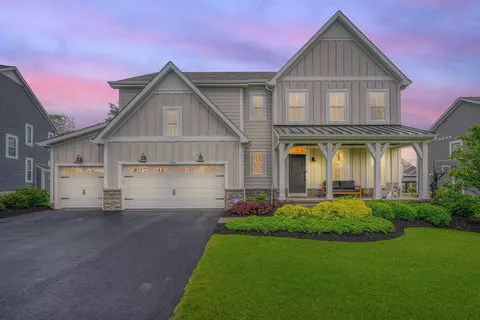2616 Clemton Park E, Blacklick, OH 43004