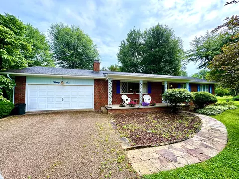 21 Sunset Ln, The Plains, OH 45780 photo 1