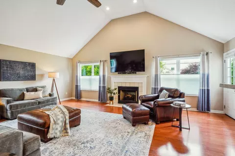 Living - 6403 Monaghan Dr, Dublin, OH 43016 photo 5 of 5