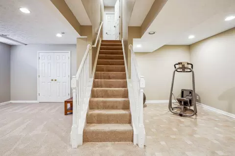 Entry Way - 6403 Monaghan Dr, Dublin, OH 43016 photo 5 of 5