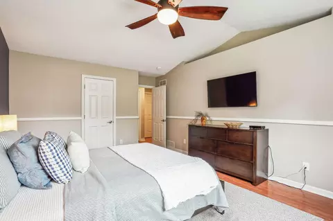 Bedroom - 6403 Monaghan Dr, Dublin, OH 43016 photo 4 of 12