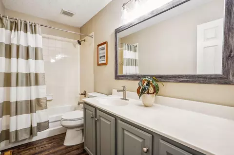 Bath - 6403 Monaghan Dr, Dublin, OH 43016 photo 8 of 8