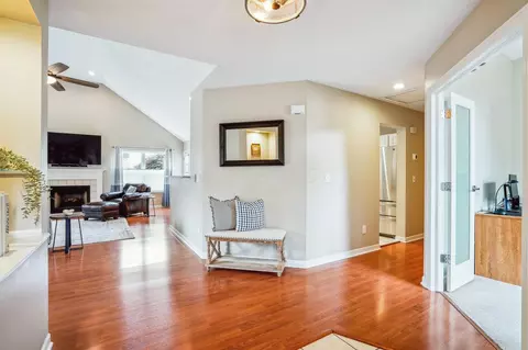 Entry Way - 6403 Monaghan Dr, Dublin, OH 43016 photo 3 of 5