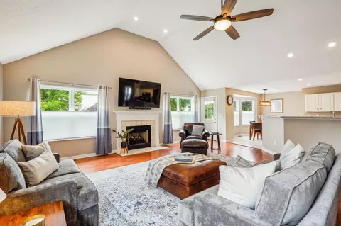 Living - 6403 Monaghan Dr, Dublin, OH 43016 photo 1 of 5