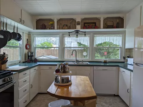 1764 Maiden Ln, Springfield, OH 45504 photo 7