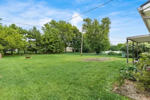 Exterior - 362 Cedar Hts, Circleville, OH 43113 photo 6 of 8