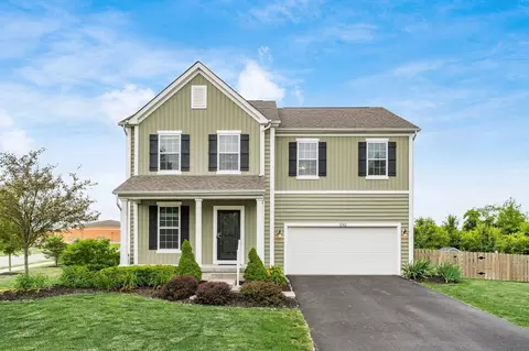 12162 Herons Landing Dr NW, Pickerington, OH 43147