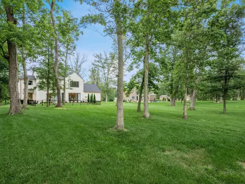 Exterior - 10245 Split Rock Ct, Orient, OH 43146 photo 17 of 18