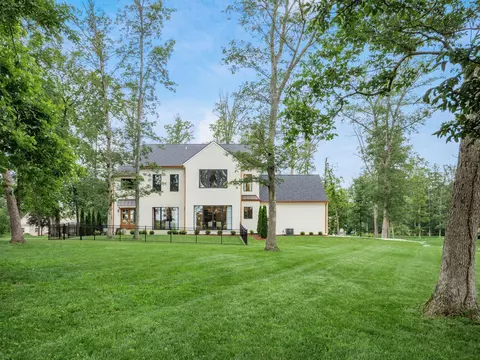 Exterior - 10245 Split Rock Ct, Orient, OH 43146 photo 15 of 18