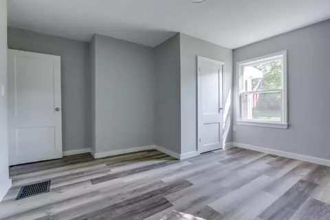 Bedroom - 2108 Kenton St, Springfield, OH 45505 photo 1 of 5