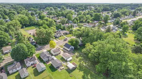 View/Area - 2108 Kenton St, Springfield, OH 45505 photo 8 of 11