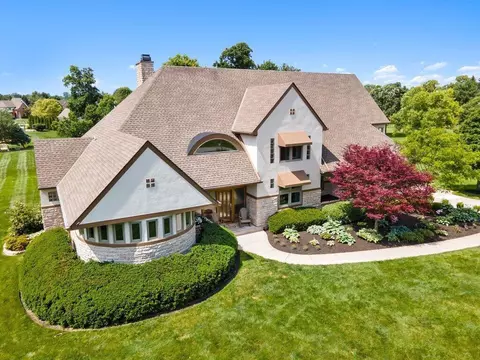 2212 Ashbury Close, Powell, OH 43065