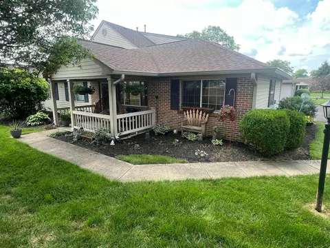 88 Northpointe Ln, Newark, OH 43055