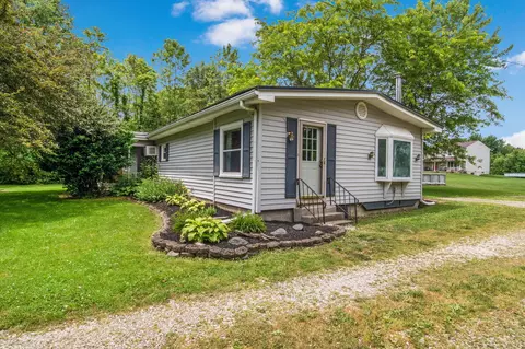 4365 Columbia Rd SW, Pataskala, OH 43062