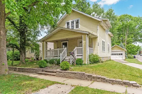 196 N Vine St, Westerville, OH 43081