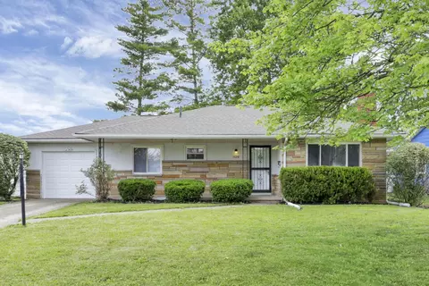 1096 Bronwyn Ave, Columbus, OH 43204