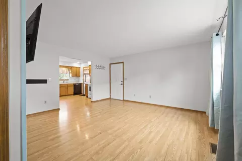Living - 144 E Postal Ave, Newark, OH 43055 photo 2 of 5