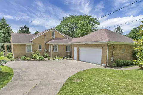 831 Lincoln Ave, Lancaster, OH 43130