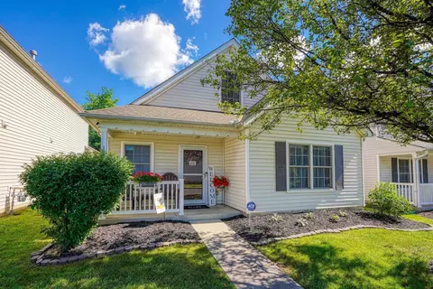 1498 Sargas St, Columbus, OH 43240
