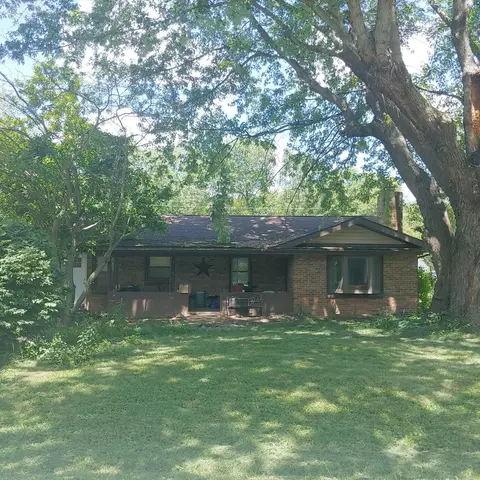 11917 Fern Ln, Hillsboro, OH 45133