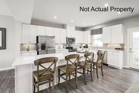 205 Via Veneto, Delaware, OH 43015