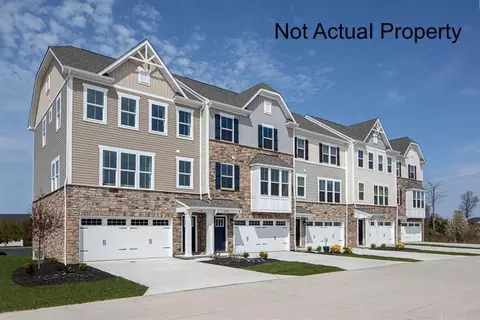 207 Via Veneto, Delaware, OH 43015