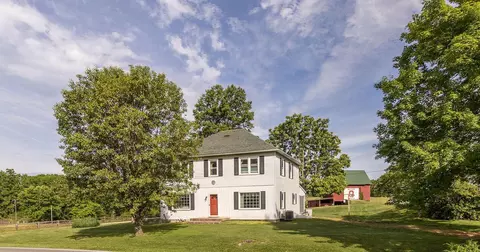 11844 State Route 78, Glouster, OH 45732