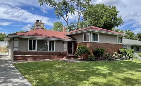 3132 Broadmoor Ave, Columbus, OH 43209