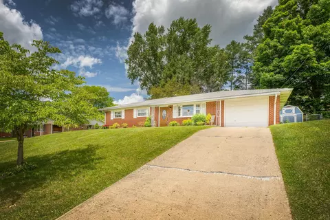 19 Eastmoor Dr, Mount Vernon, OH 43050