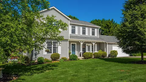 1185 Pembroke Rd, Newark, OH 43055