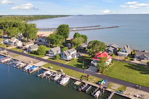 8224 E Lake Blvd, Marblehead, OH 43440 photo 5