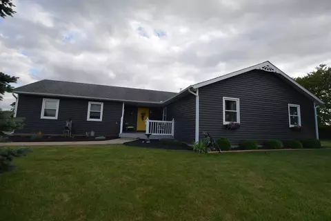 13207 Licklider Rd, Conover, OH 45317