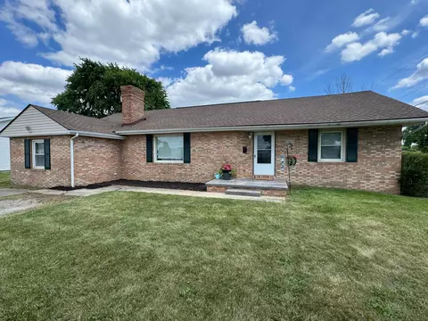 1119 Leesburg Ave, Washington Court House, OH 43160